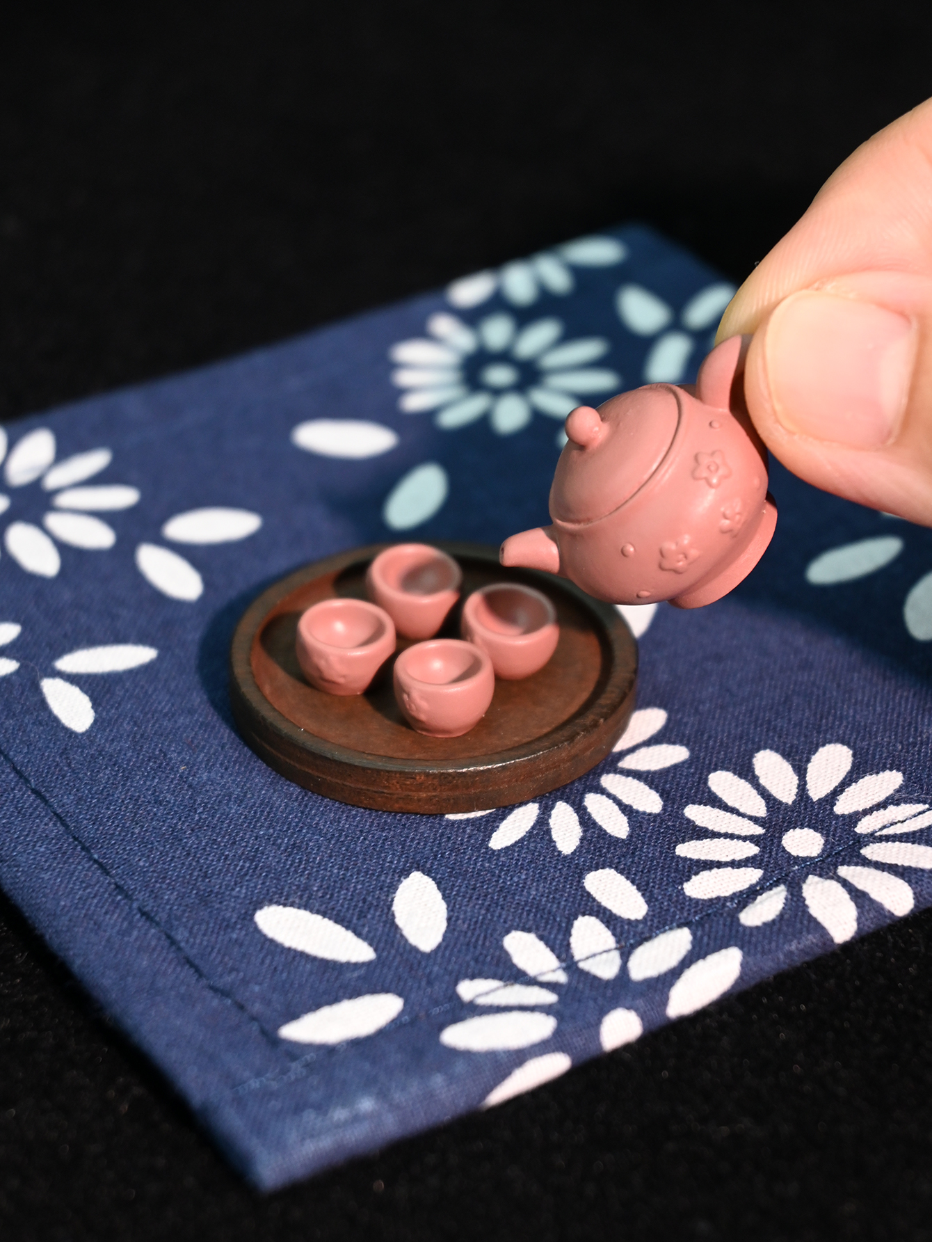 A Miniature Chinese and Japane - Japanese Lifestyle And Food avaliação e preço